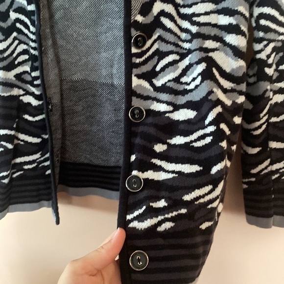 Isaac Mizrahi Cardigan - Picture 2 of 5